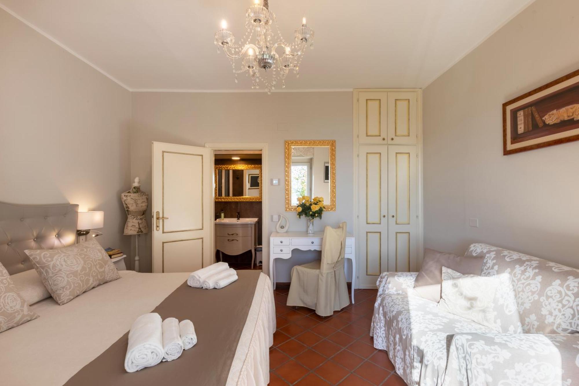Il Torrione Bed & Breakfast Castiglione del Lago Exterior photo