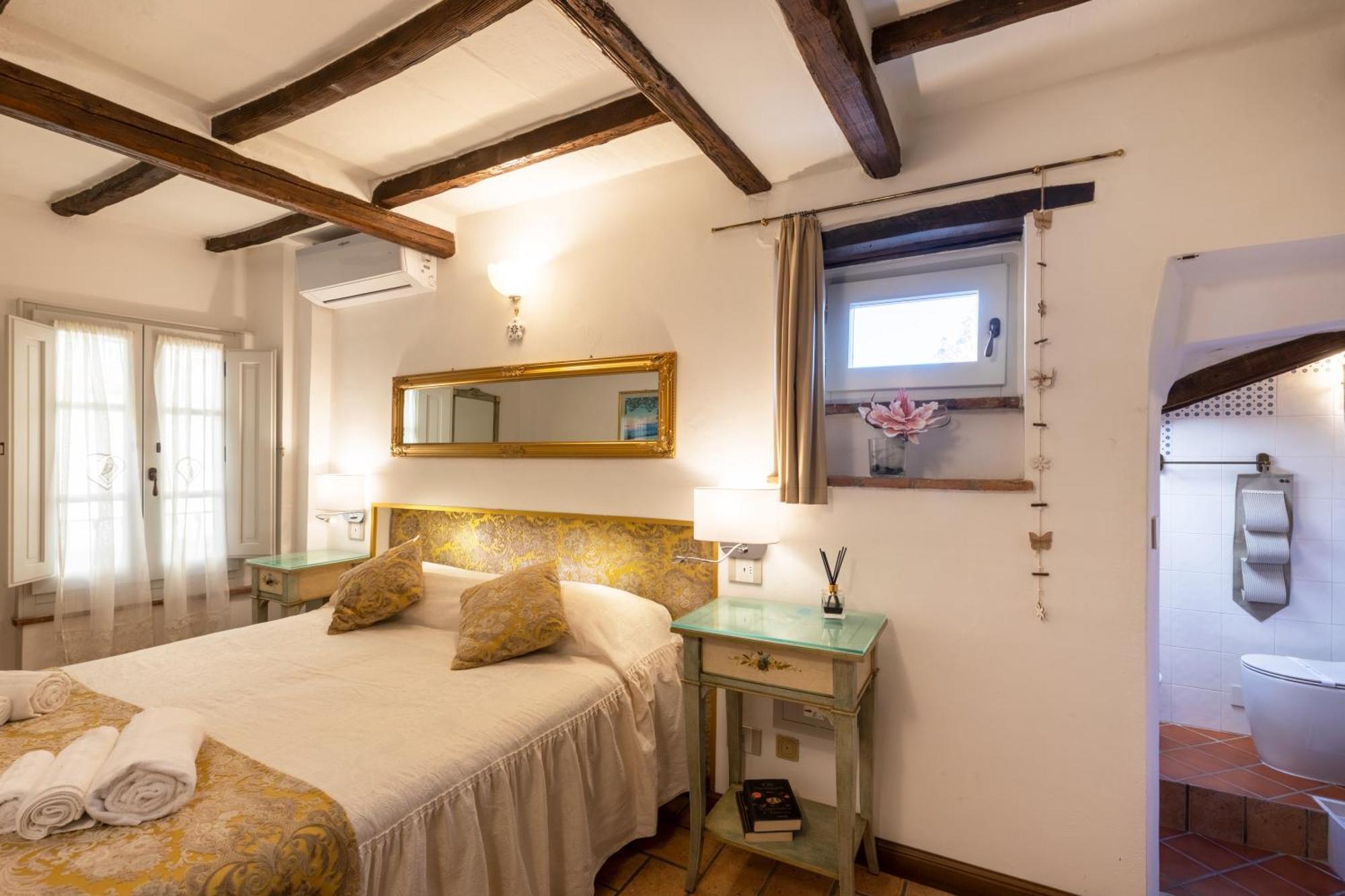 Il Torrione Bed & Breakfast Castiglione del Lago Exterior photo