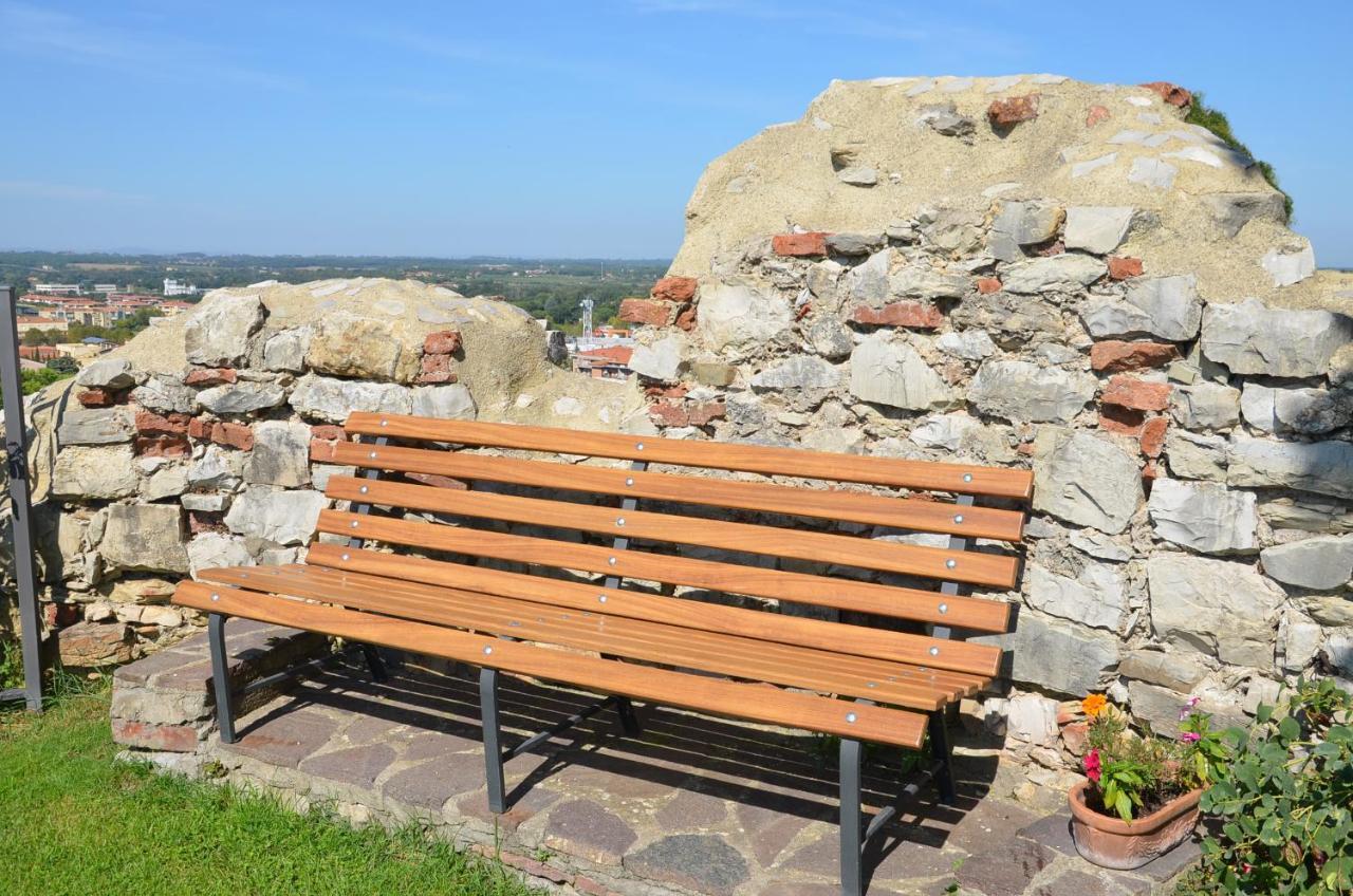 Il Torrione Bed & Breakfast Castiglione del Lago Exterior photo